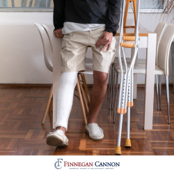 A personal injury victim in Rockville with a broken leg and crutches